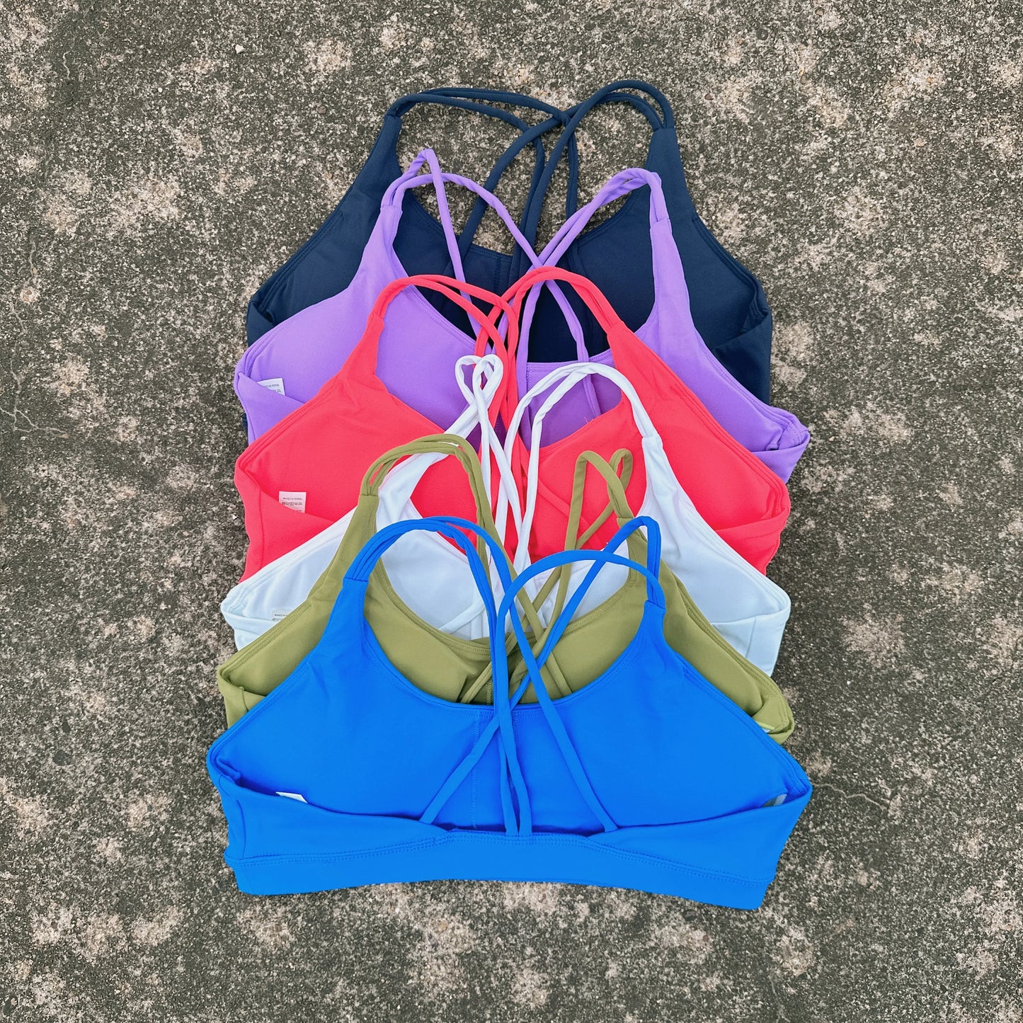 Breathable Women Cross Sports Bra With Chest Pad For Yoga