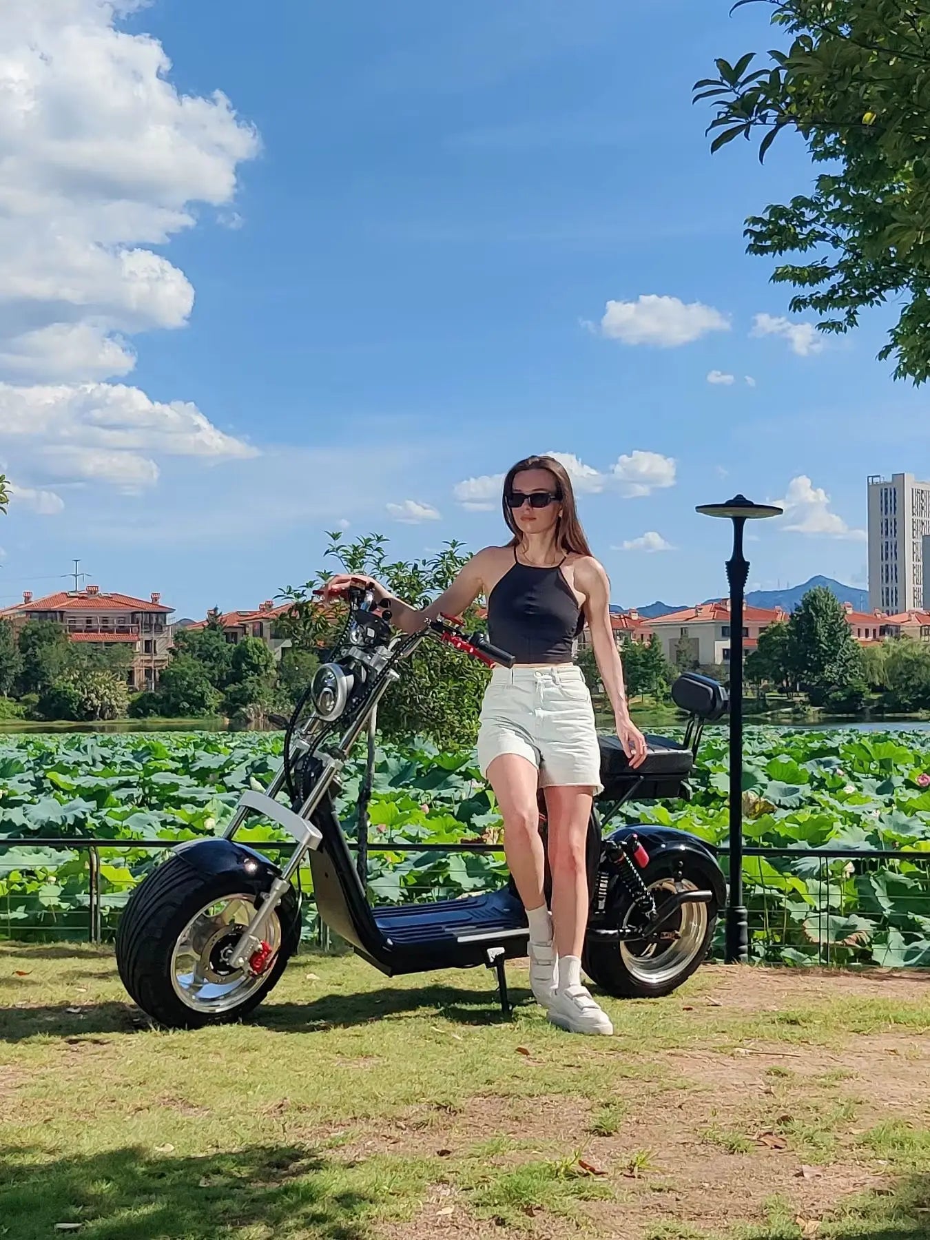 3000W Electric Mobility Scooter With 60V 25Ah Lithium Battery