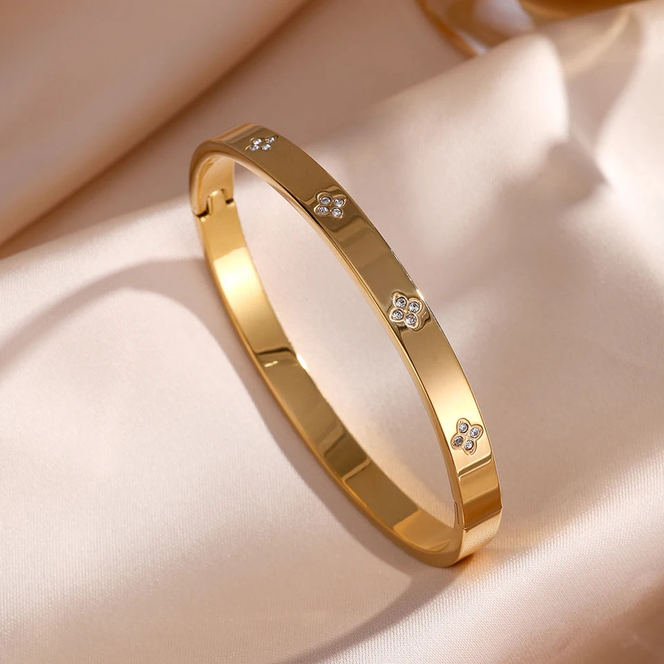 Sparkling Zirconia Inlaid Stainless Steel Stackable Bracelet Set For Women