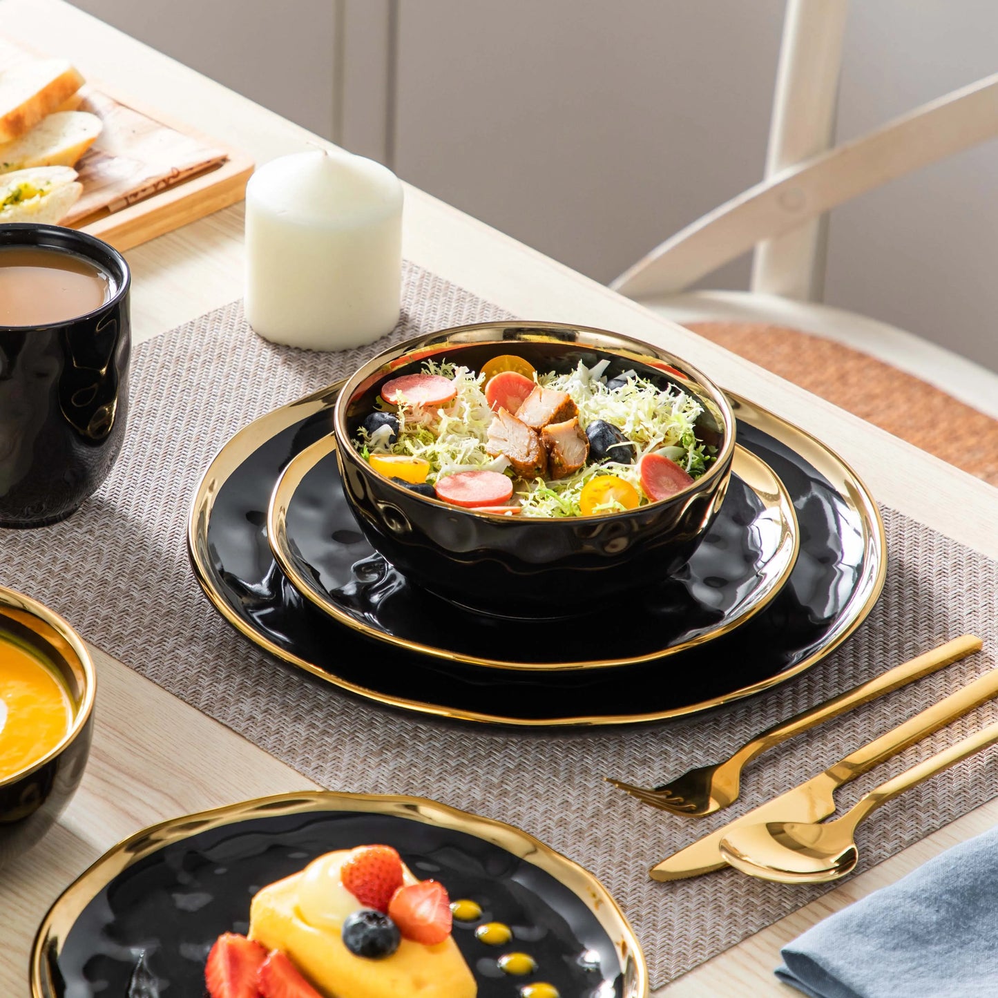 MALACASA 16/32-Piece Porcelain Dinnerware Set Tableware